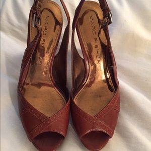 Marc Fisher brown sling back pumps size 8