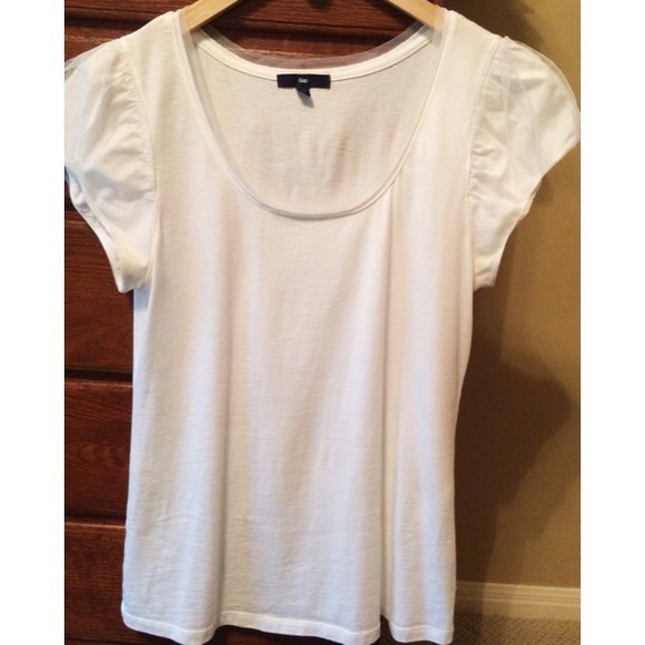 White GAP t-shirt w/ super cool mesh detailing- SM