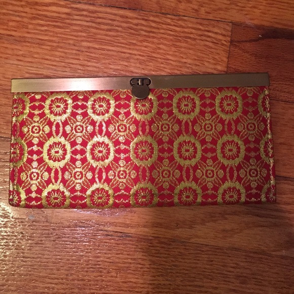 Urban outfitters wallet
