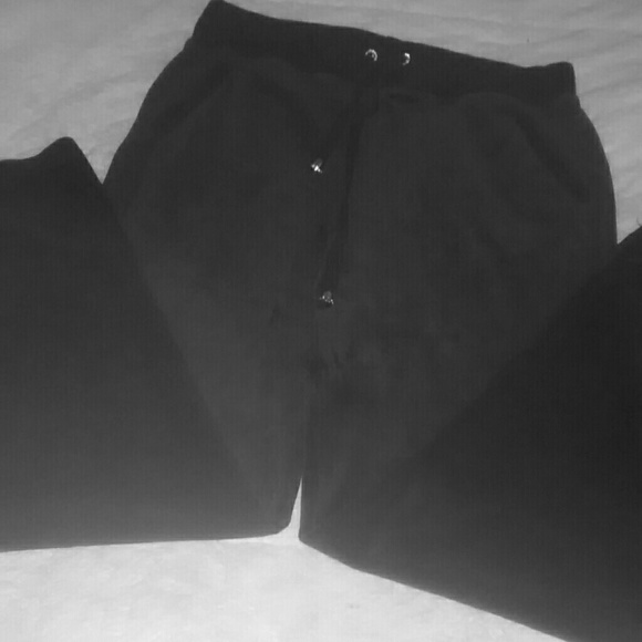 Black sweat pants