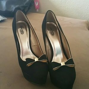 Size 10 bow heels