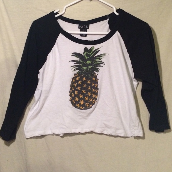 Pineapple crop baseball tee