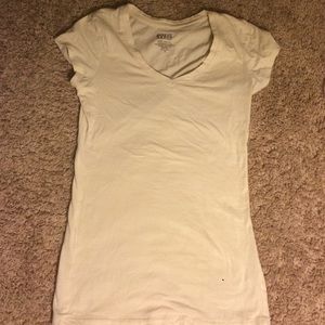 Plain v-neck top