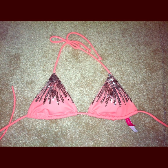 VS top! Never worn 👙👙