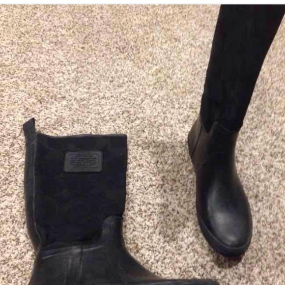 Coach rain boots size 9