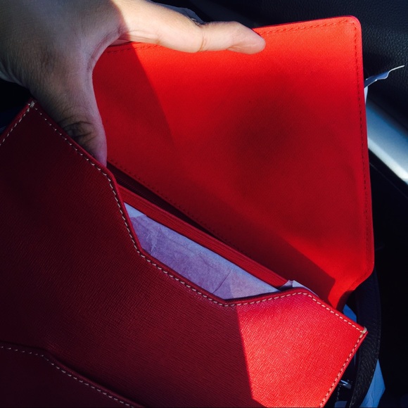 SALE ‼️DOONEY & BOURKE red envelope wallet - Picture 2 of 3
