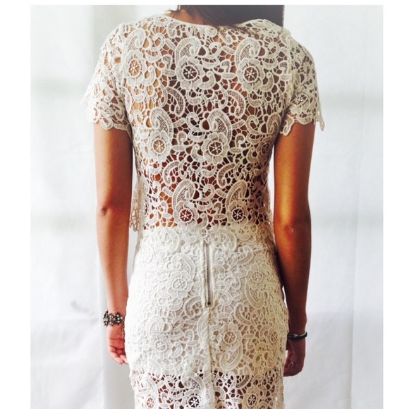 🚫SOLD🚫White Crochet Top - Picture 3 of 3