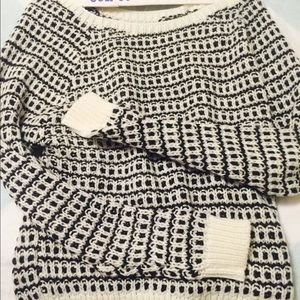 Cute AEO sweater