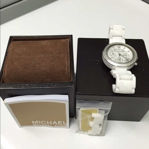 💞Michael Kors 'Parker' Crystal Ceramic Watch💞 - Picture 3 of 4