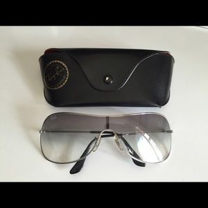Ray-Ban Sidestreet Sunglasses