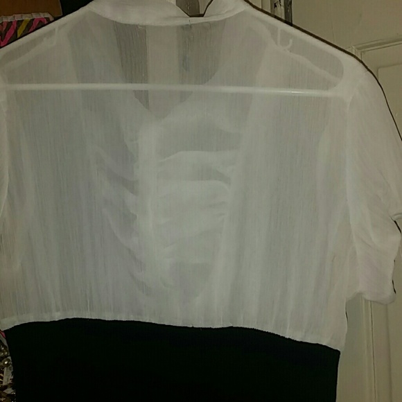 Blouse - Picture 2 of 2