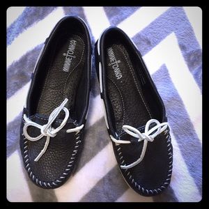 Minnetonka boat shoes/loafers