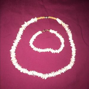 Costa Rican shell necklace + bracelet! 😍🌺