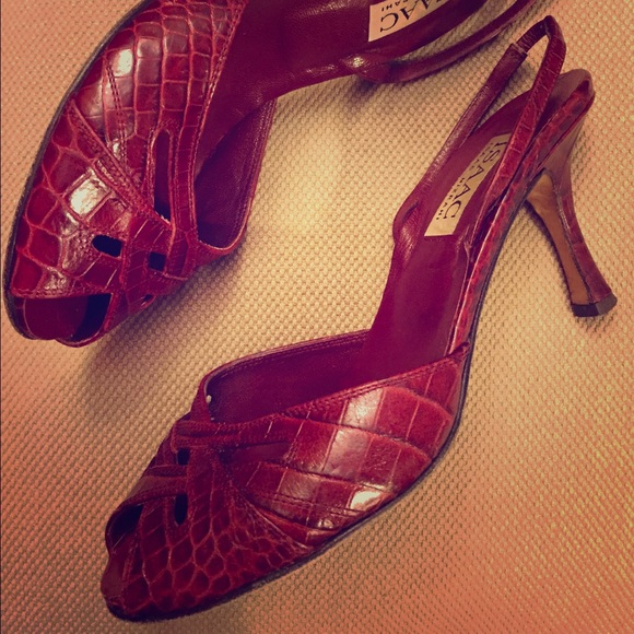 Isaac Mizrahi Burgundy Peep-toe Slingbacks