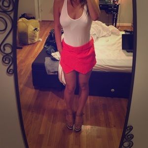 Red ZARA skort with pockets