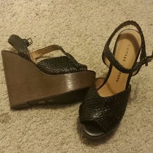 Brand new never worn Chinese laundry wedges