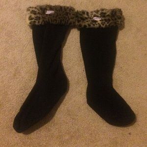 Hunter Fleece Cheetah Print Socks