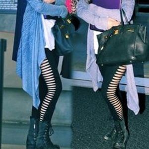 Black leggings inspired by Kylie Jenner