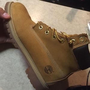 Timberlands with box