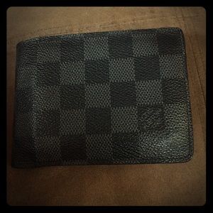 Louis Vuitton Mens wallet.