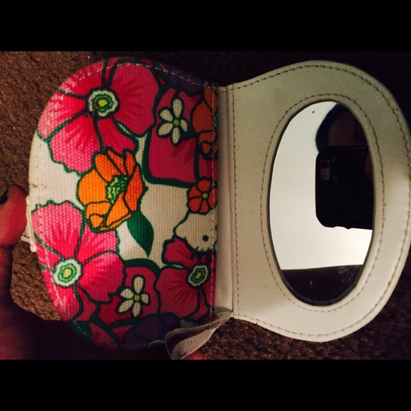 Mirror - Picture 2 of 2