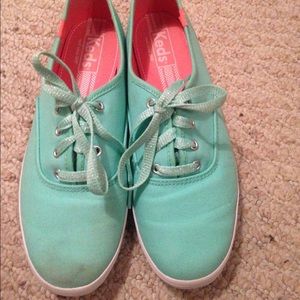 Teal Keds