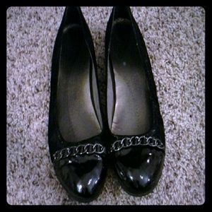 Naturalizer black paten flats