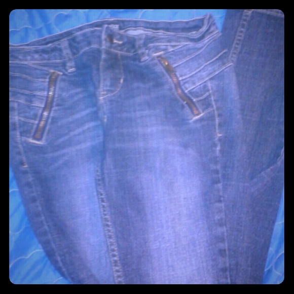 Junior straight leg jean