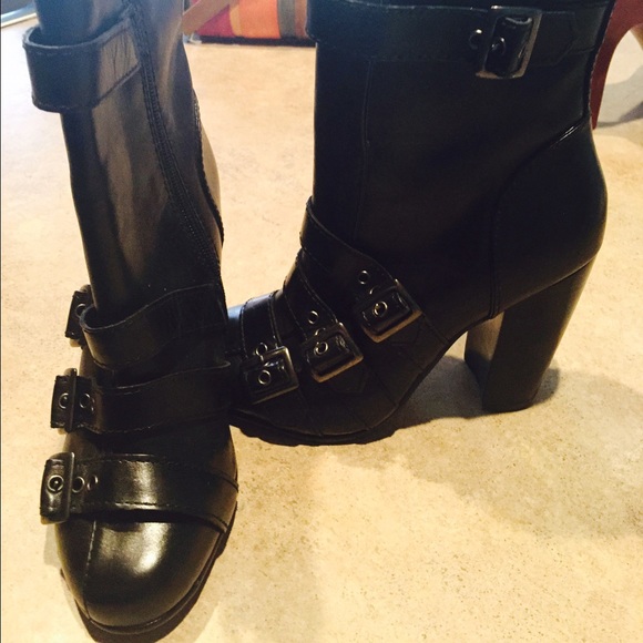 Aldo boots sz 6