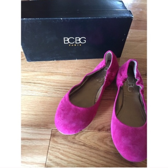 NIB bcbg flats