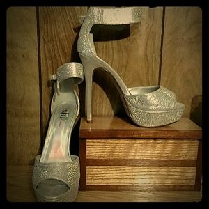 Gold diamond high heels Size 8