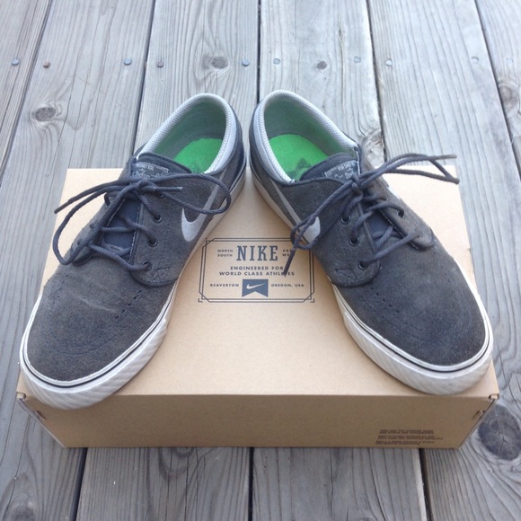 Sporty + Chic Stephan Janowski