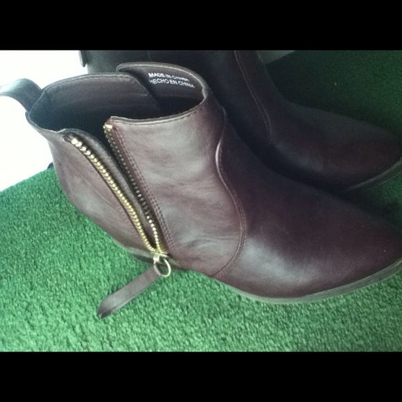 Wine dark red booties!