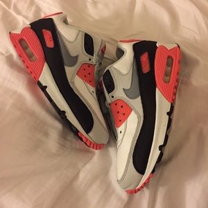 2012 Nike Air Max 90 "Infrared" size 5.5Y