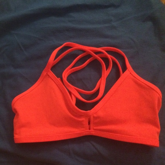 Jolyn vent top