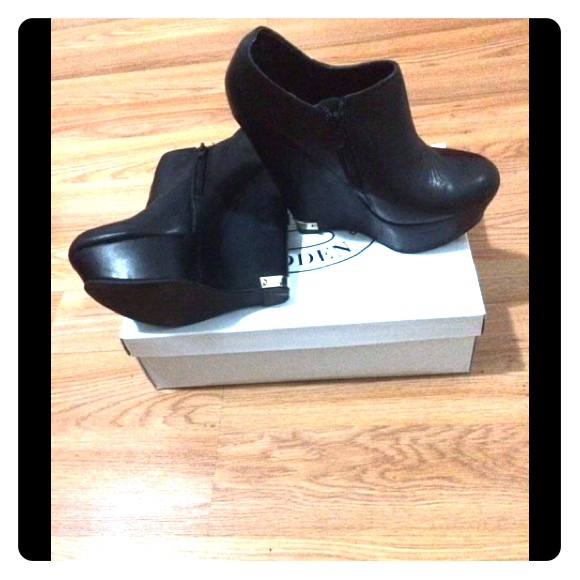 STEVE MADDEN BOOTIES BLACK LEATHER SIZE 81/2