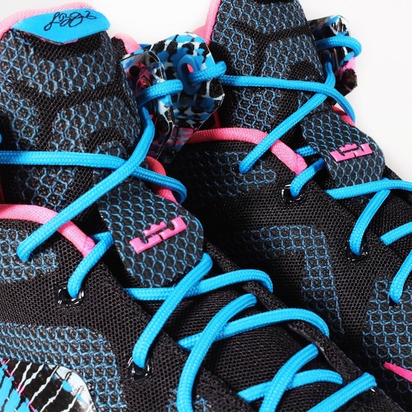 Nike Lebron XII Chromosome - Picture 2 of 4