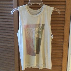 BM good vibes muscle tee