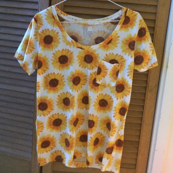 Mollie floral pocket tee