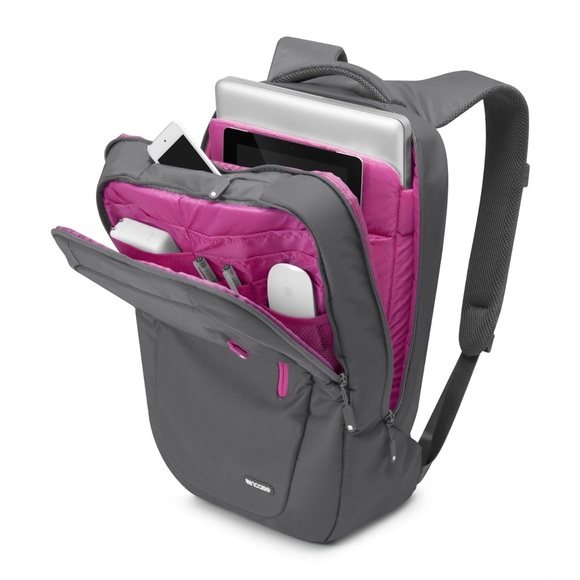 Incase Nylon Backpack for MacBook Pro Pink/Gray