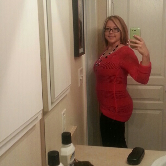 Top - Picture 2 of 2