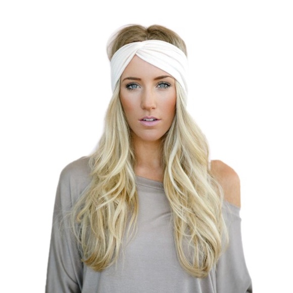 2/$20 • Twisted Knot Headwrap in White - Picture 1 of 4