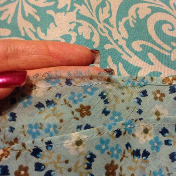 Flowery skirts - Picture 2 of 2