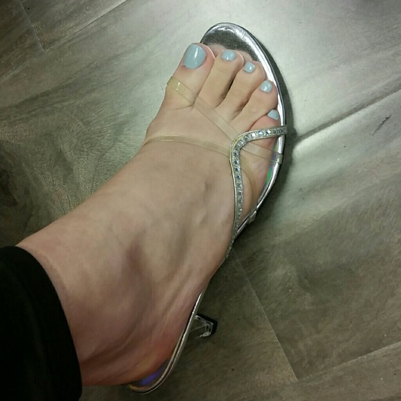 Shoes - Picture 4 of 4