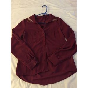 Burgundy button top