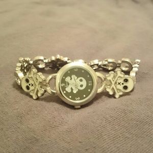 Skull watch
