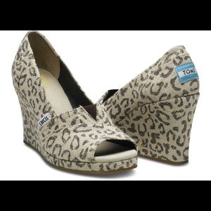 Toms Wedge Canvas shoes