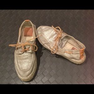 Tory Burch
Brown Metallic Blanton Espadrille