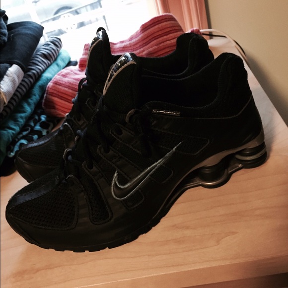 NIKE SHOX ‼️Sold‼️