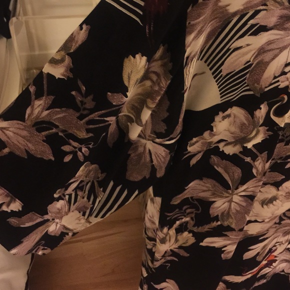 TopShop flower and bird kimono - Picture 4 of 4